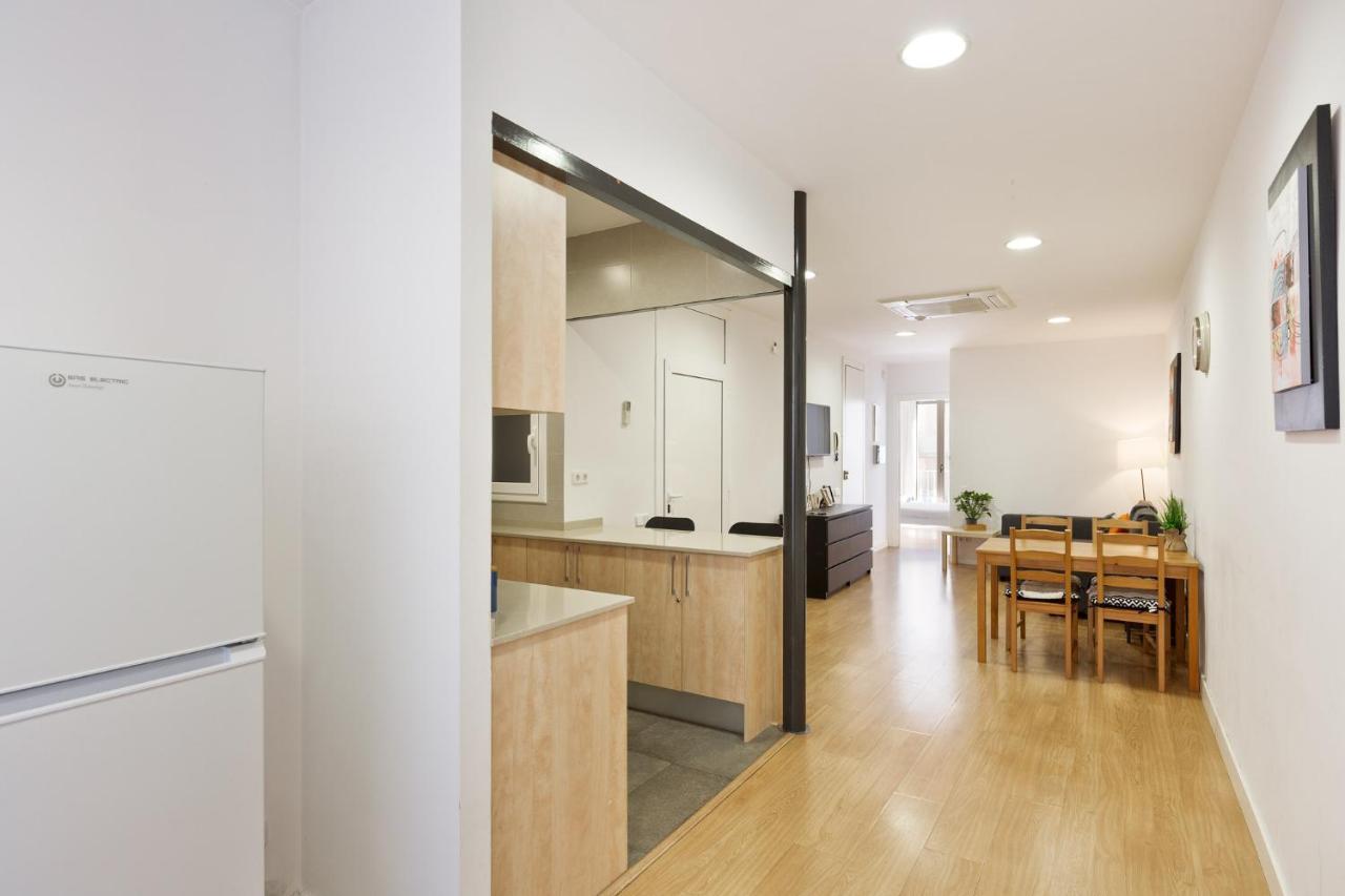 Stay U-Nique Apartments Urgell Barcelona Bagian luar foto