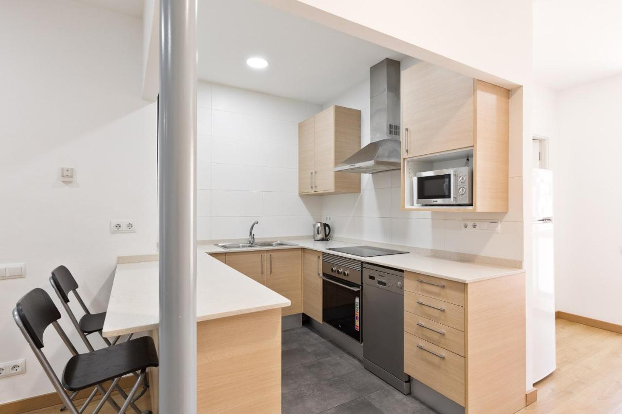 Stay U-Nique Apartments Urgell Barcelona Bagian luar foto