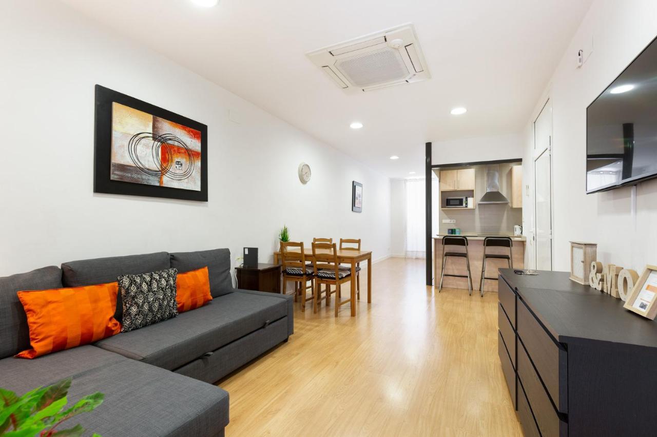 Stay U-Nique Apartments Urgell Barcelona Bagian luar foto