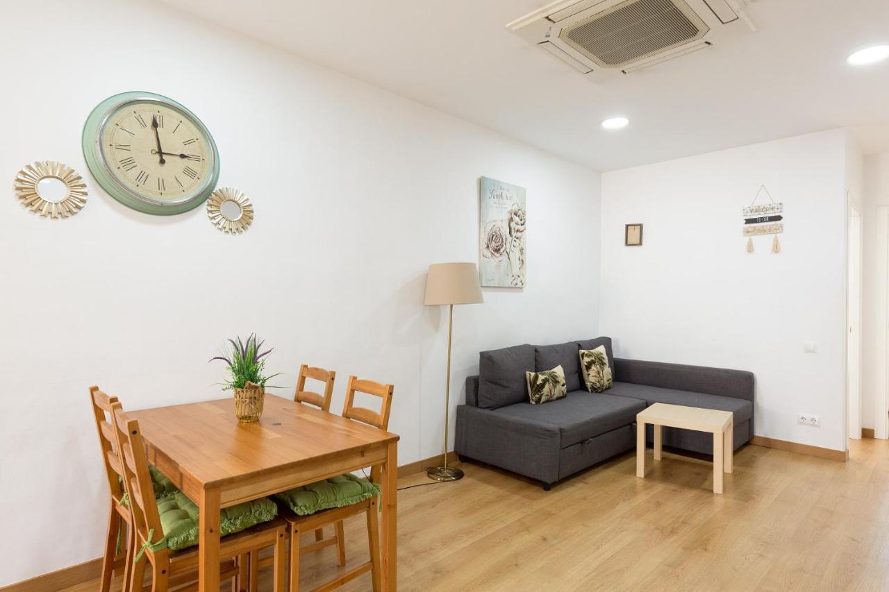 Stay U-Nique Apartments Urgell Barcelona Bagian luar foto