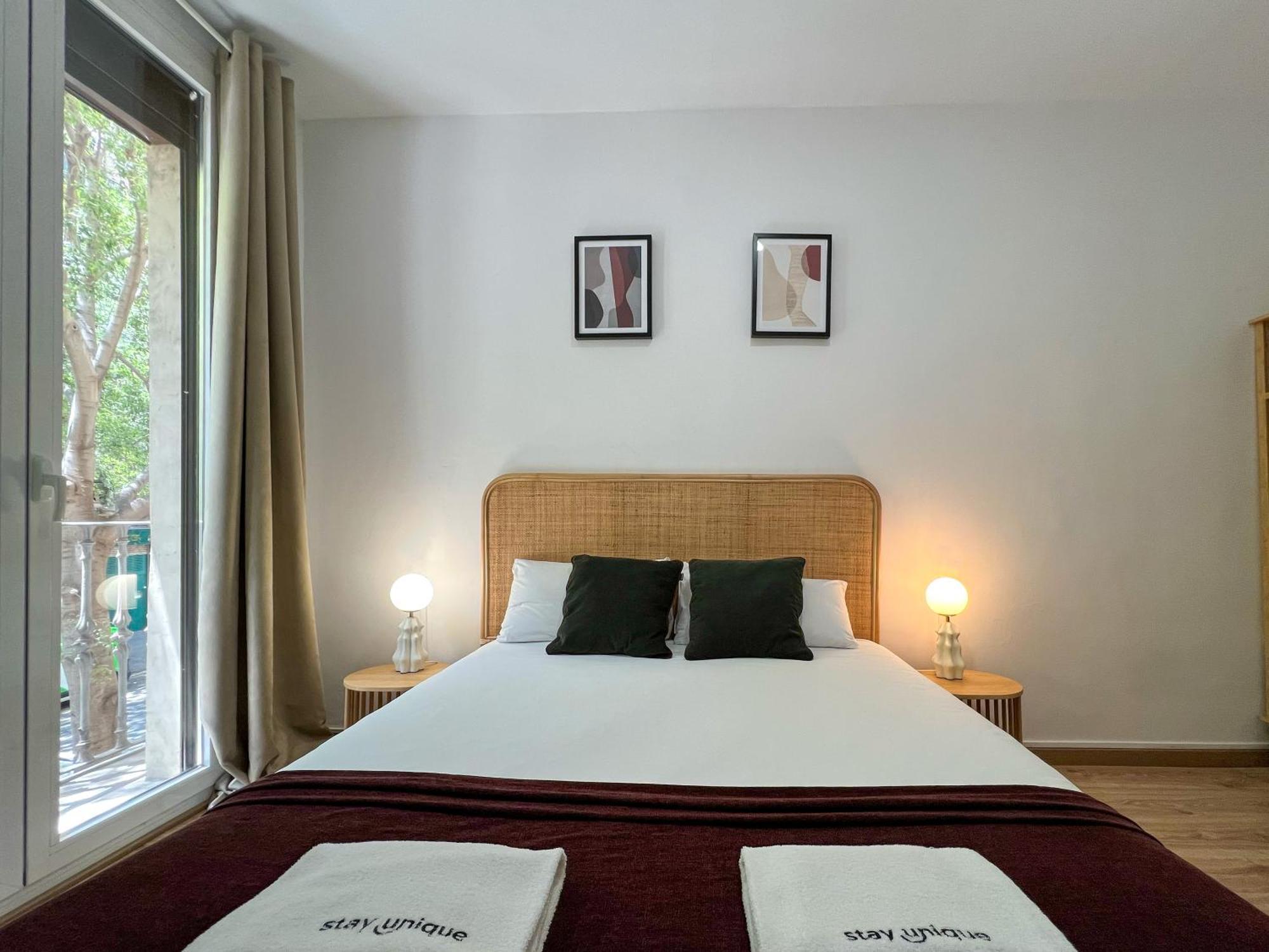 Stay U-Nique Apartments Urgell Barcelona Bagian luar foto
