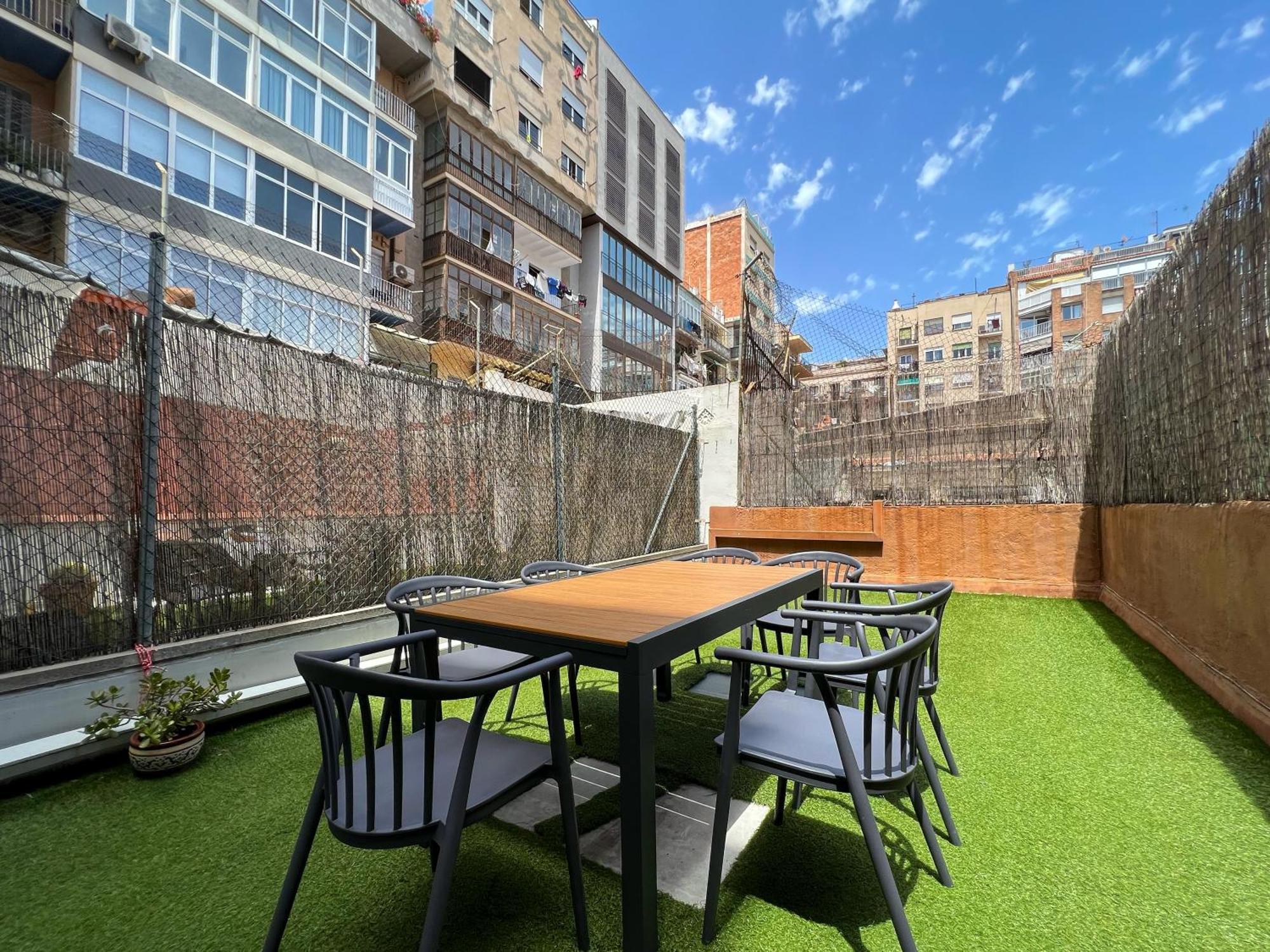 Stay U-Nique Apartments Urgell Barcelona Bagian luar foto